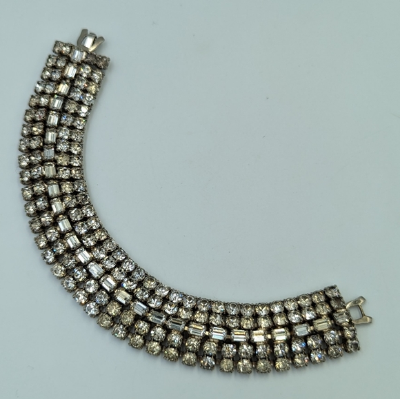 Sparkling Vintage Five Rows Clear Rhinestones Silver Tone Tennis Bracelet - Picture 9 of 15